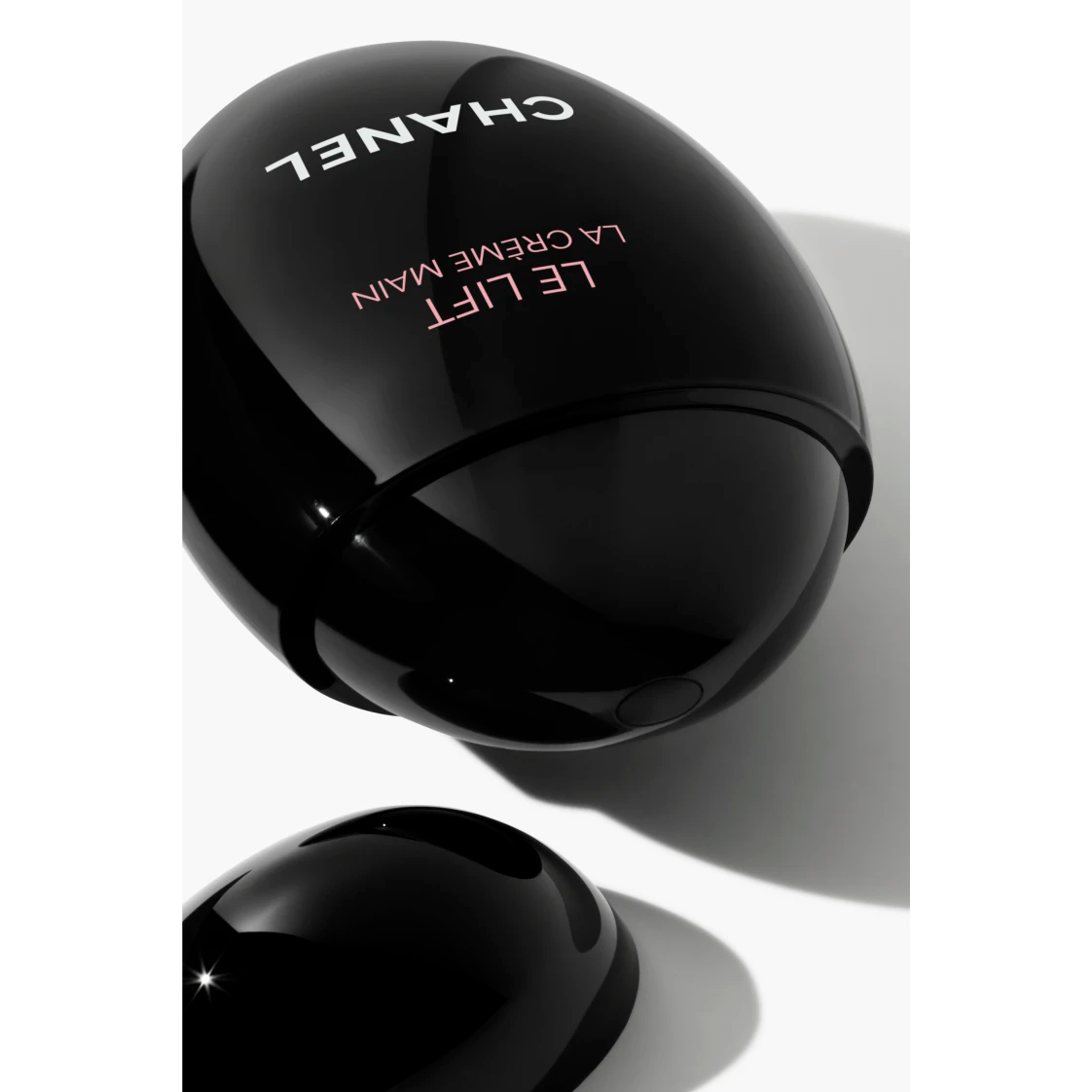 LE DUO ANTI-ÂGE : LE LIFT CRÈME ET LE LIFT LA CRÈME MAIN